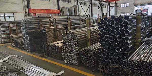 佛山管鋼強不銹鋼管車間