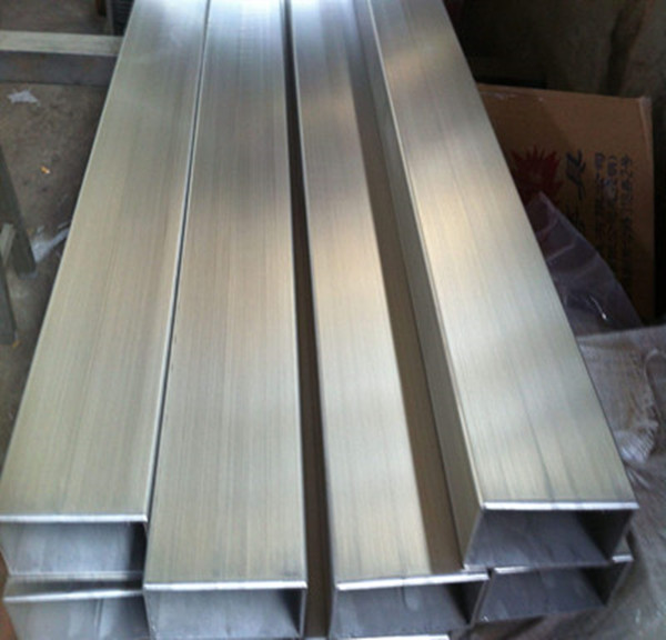 304不銹鋼拉絲管